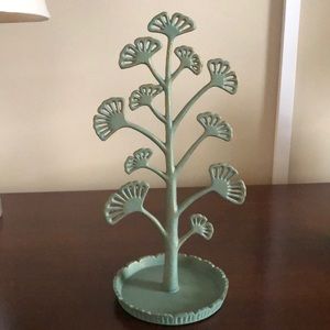 Cute earring holder